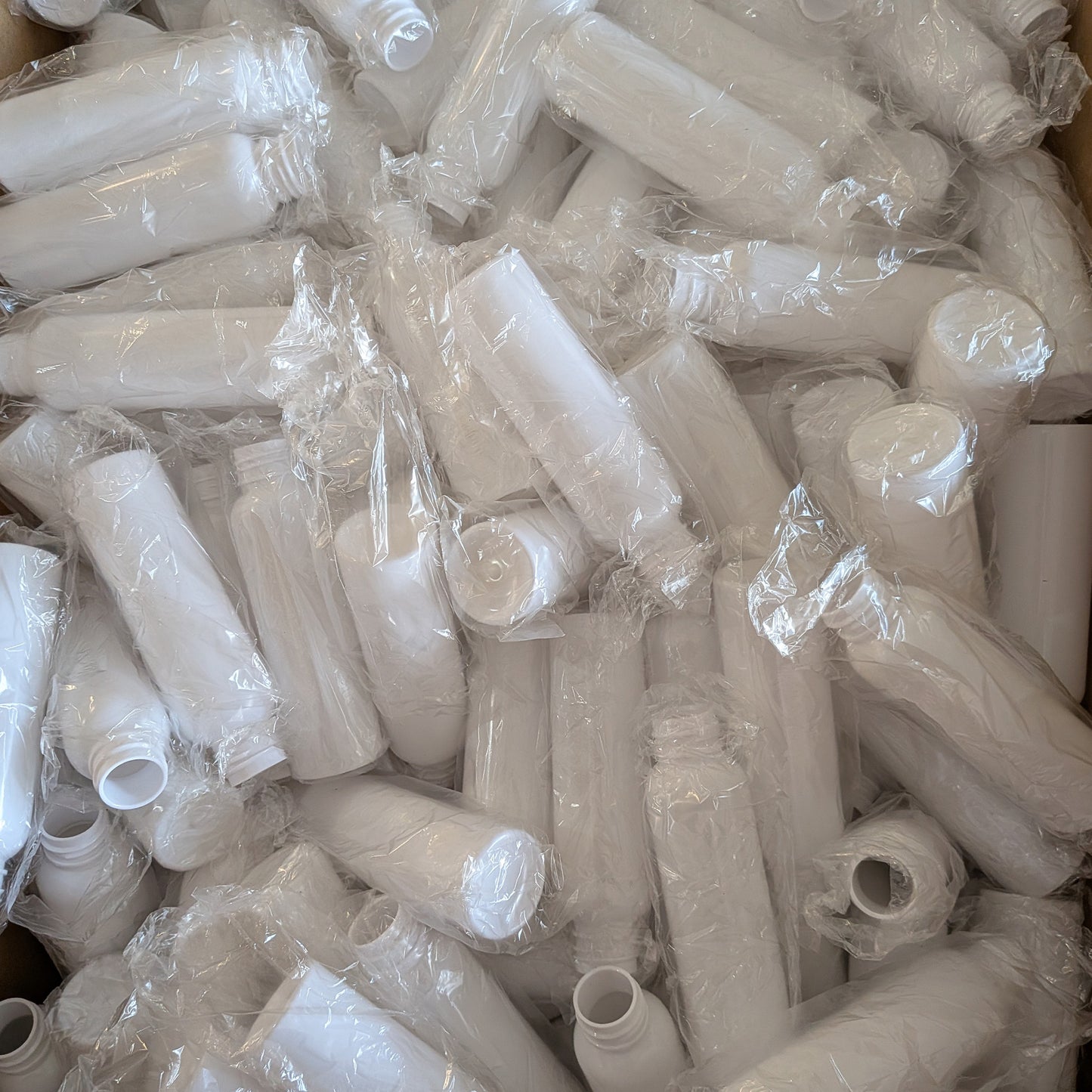 CLEARANCE | White PET plastic  | 4 oz | 191 count