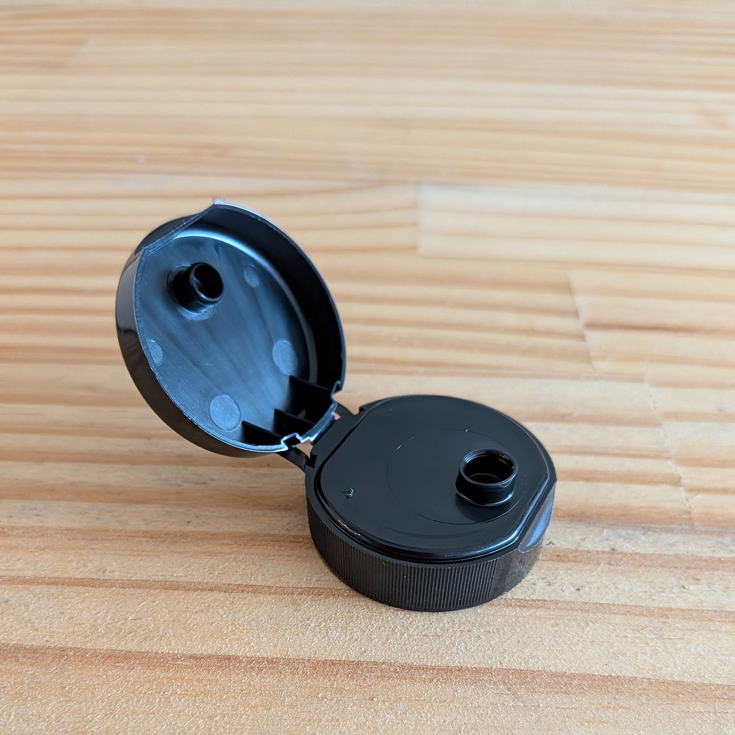 CLEARANCE | Black Snap-Cap with foam liner  | 38-400 | 270 count